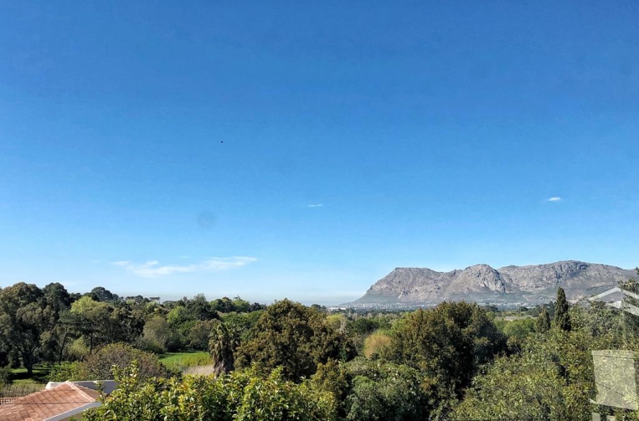 To Let 3 Bedroom Property for Rent in Constantia Vale Western Cape